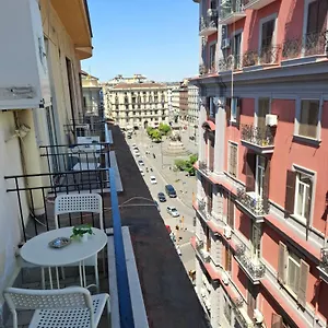 Bed & Breakfast Napoli Central